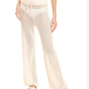 We wore what  Crochet Pant !